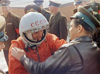 Гагарин перед стартом на «Байконуре»